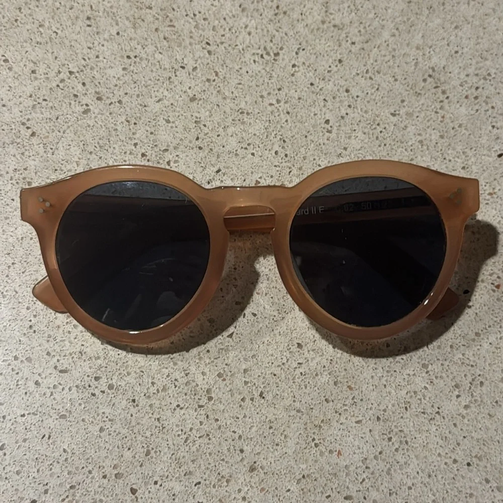 Illesteva Peach Round Sunglasses with Dark Lenses